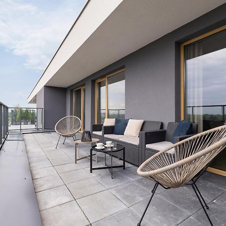 Stylowy Apartament Z Dwiema Sypialniami Balkonem I Parkingiem By Noclegi Renters Katowice Exterior photo